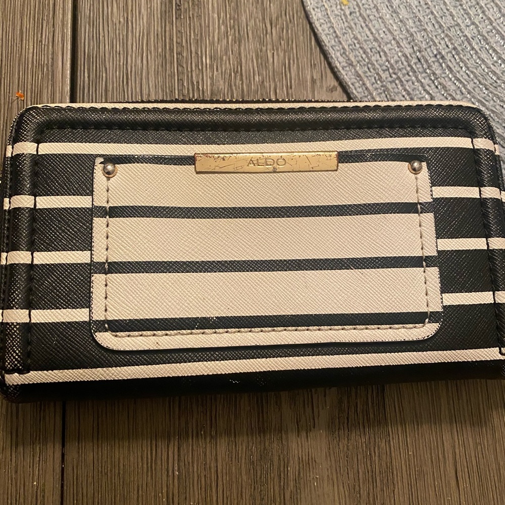 Aldo wallet